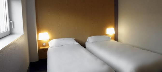 B&B Hotel Reims Centre Gare Exterior foto